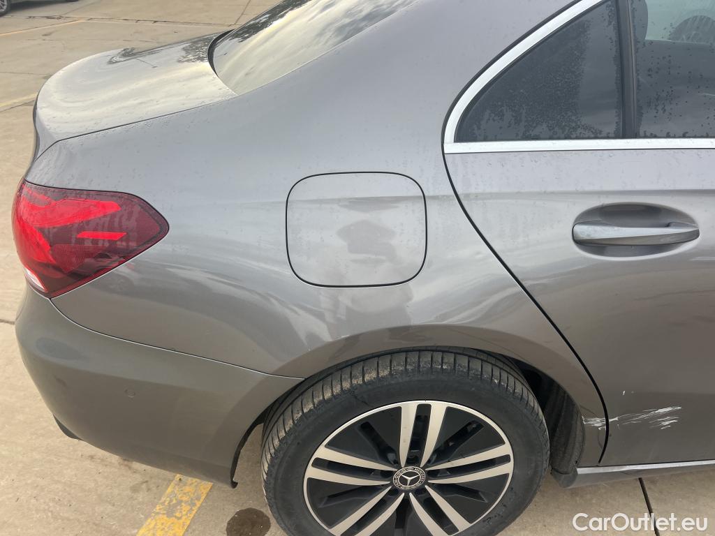  Mercedes  A-Klasse MERCEDES-BENZ Clase A / 2018 / 4P / sedán Sedán A 250 e #3