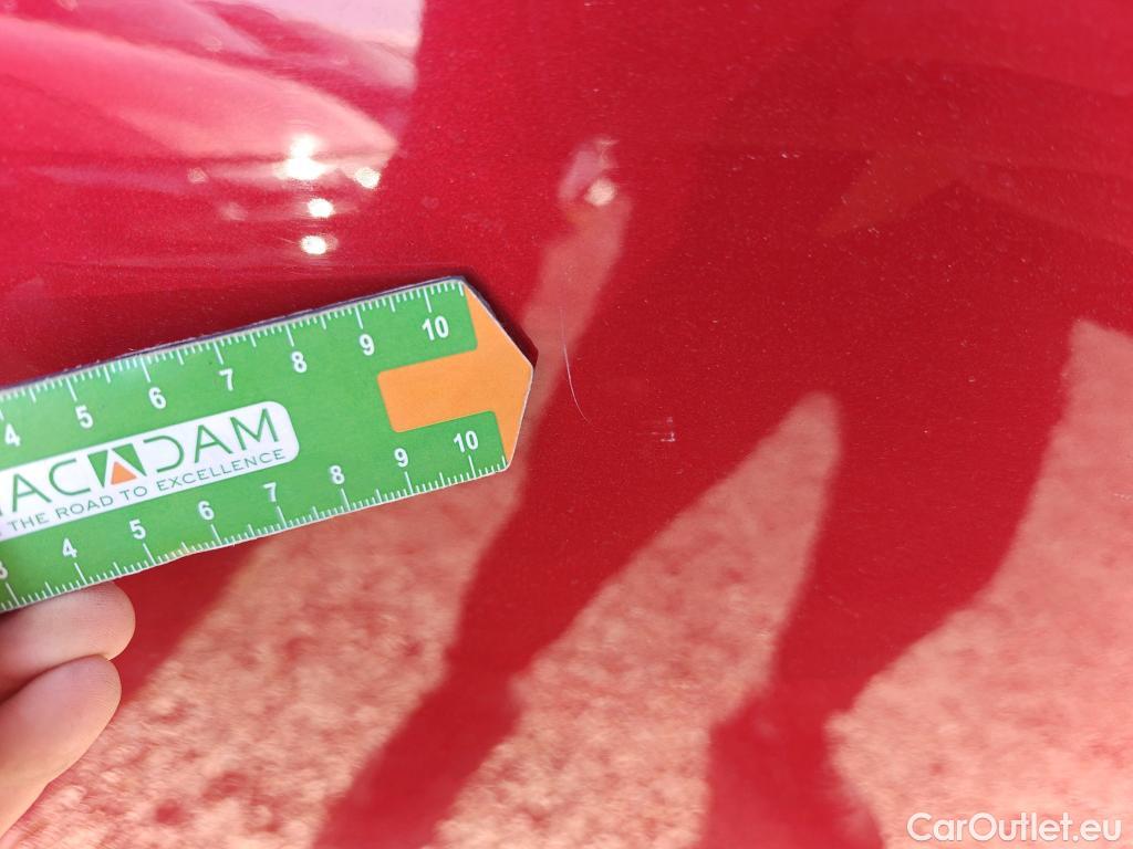  KIA  Niro KIA  / 2019 / 5P / crossover 1.6 GDi HEV 104kW (141CV) Drive #8