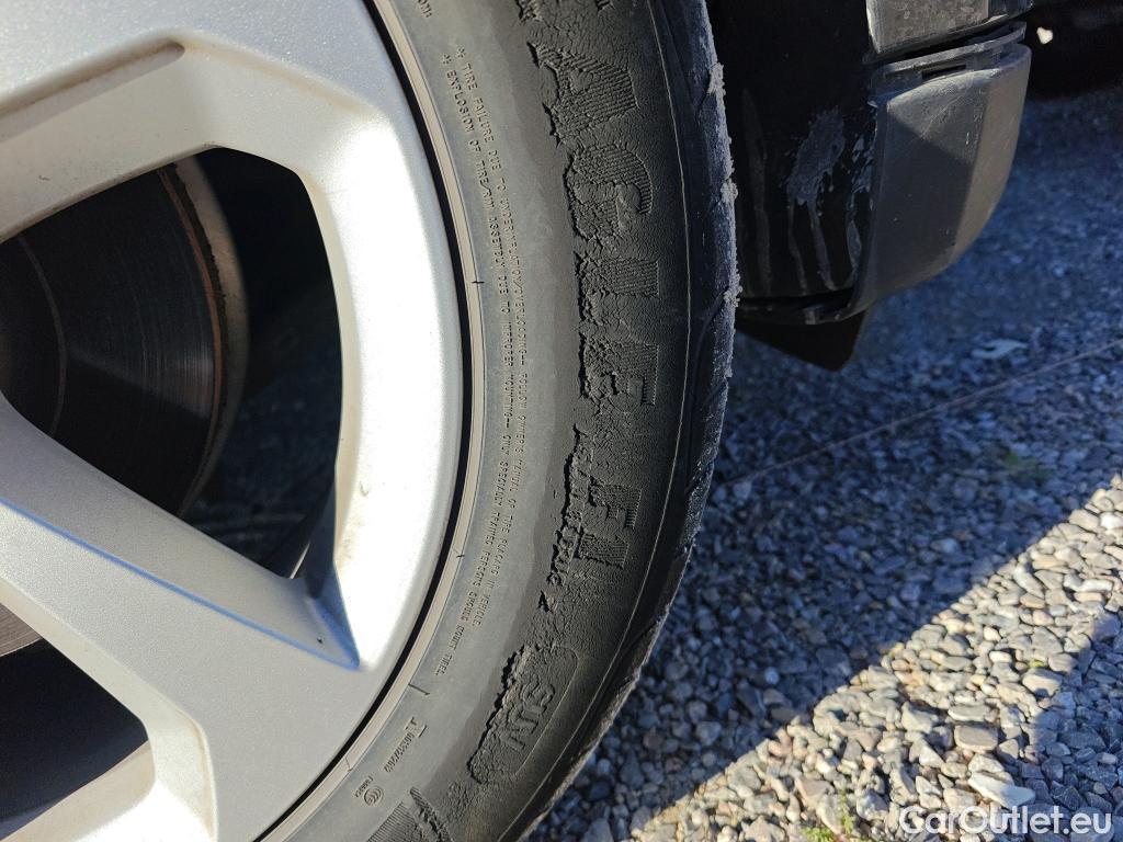  Jaguar  F-PACE JAGUAR  / 2015 / 5P / todoterreno 2.0L i4D 132kW Pure Auto #11