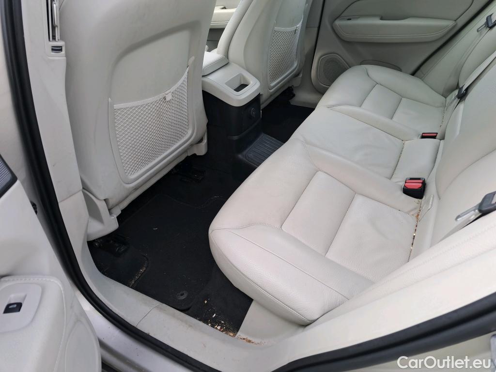  Volvo  XC60 VOLVO  / 2017 / 5P / todoterreno 2.0 T8 AWD Recharge Inscription Auto #51