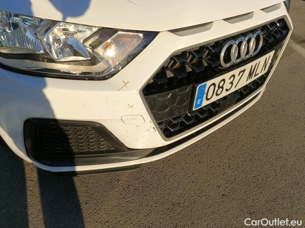  Audi  A1 Sportback AUDI A1 / 2018 / 5P / berlina con portón Sportback Advanced 30 TFSI 81kW (110CV) #13