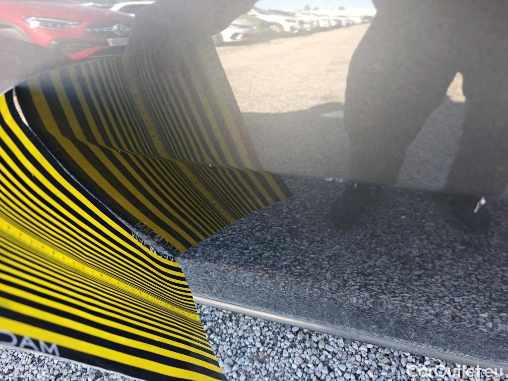  Peugeot  508 PEUGEOT  / 2018 / 5P / berlina con portón 5P Active Pack BlueHDi 130 S&S EAT8 #9