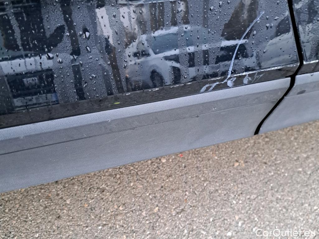  Volkswagen  T-ROC VOLKSWAGEN  / 2017 / 5P / todoterreno Edition 1.6 TDI 85kW (115CV) #6