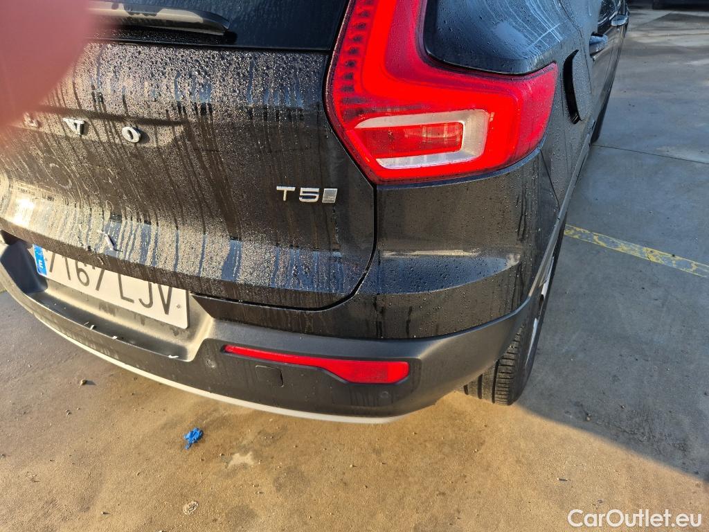  Volvo  XC 40 VOLVO XC40 / 2017 / 5P / todoterreno 1.5 T5 Twin Business Plus Auto #29