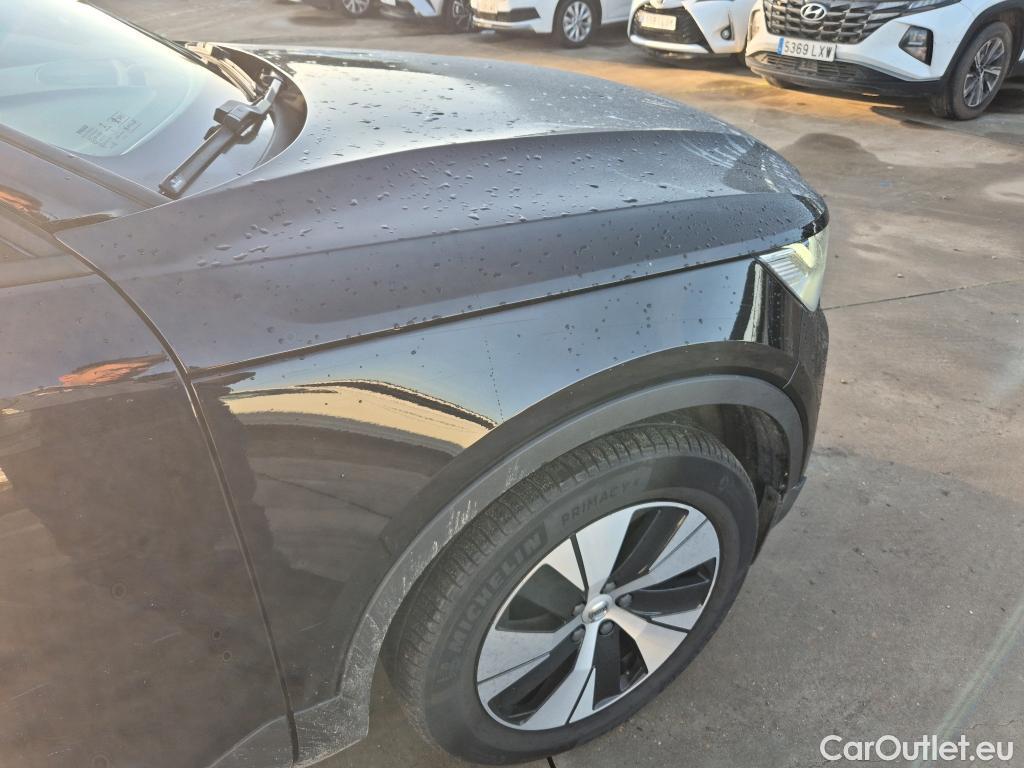  Volvo  XC 40 VOLVO XC40 / 2017 / 5P / todoterreno 1.5 T5 Twin Business Plus Auto #27