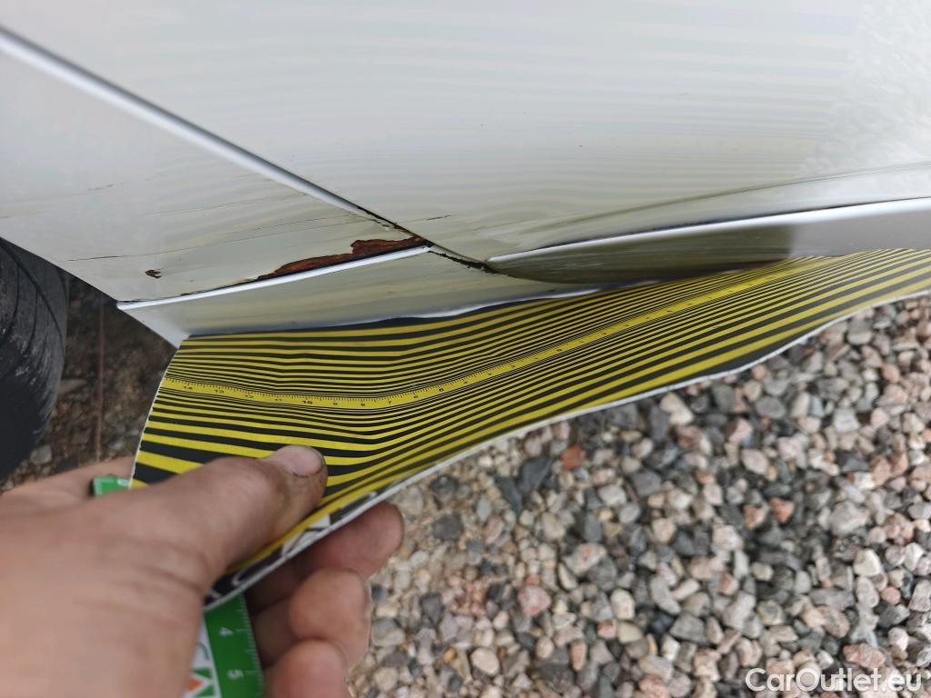  Hyundai   Ioniq HYUNDAI / 2019 / 5P / berlina con portón 1.6 GDI HEV Tecno DCT #4