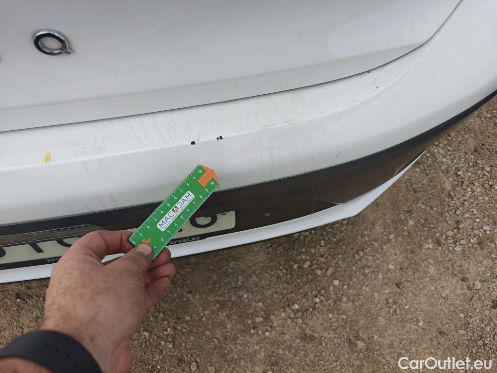  Hyundai   Ioniq HYUNDAI / 2019 / 5P / berlina con portón 1.6 GDI HEV Tecno DCT #16