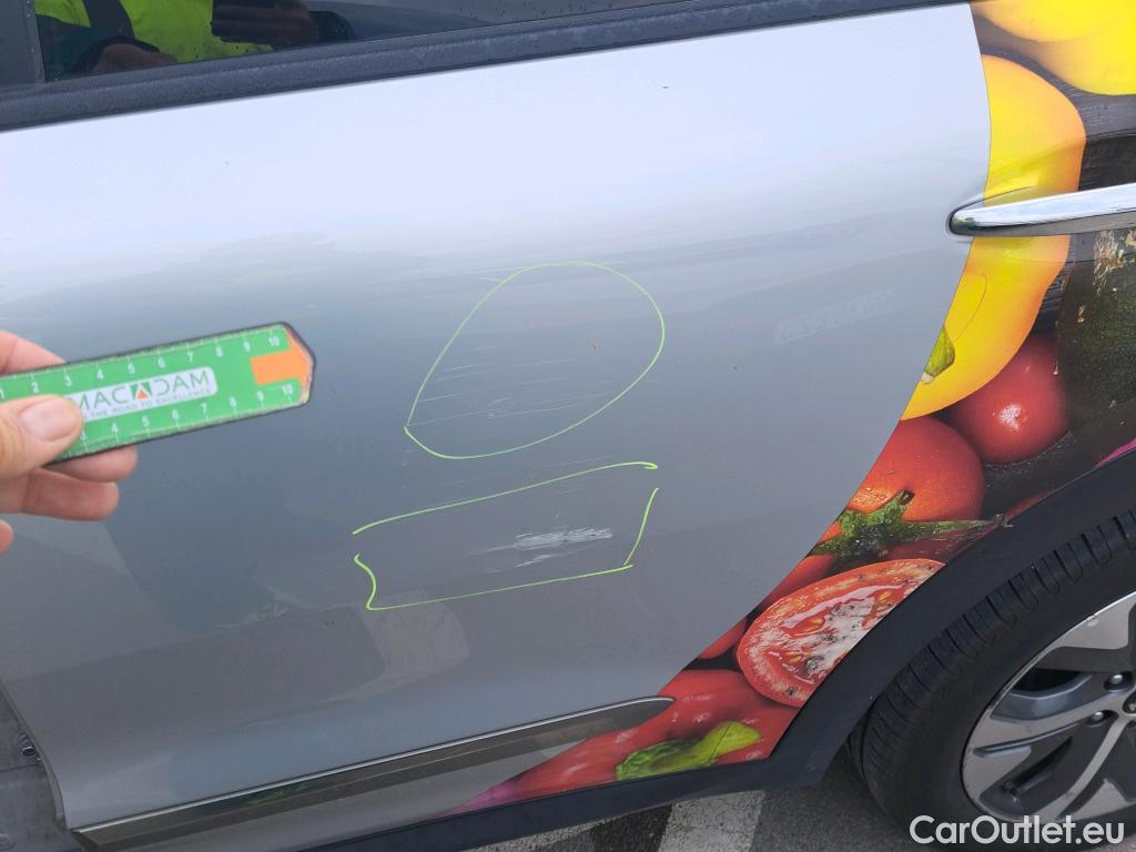  KIA  Niro KIA e- / 2016 / 5P / crossover e- 150kW Emotion (Long Range) #4