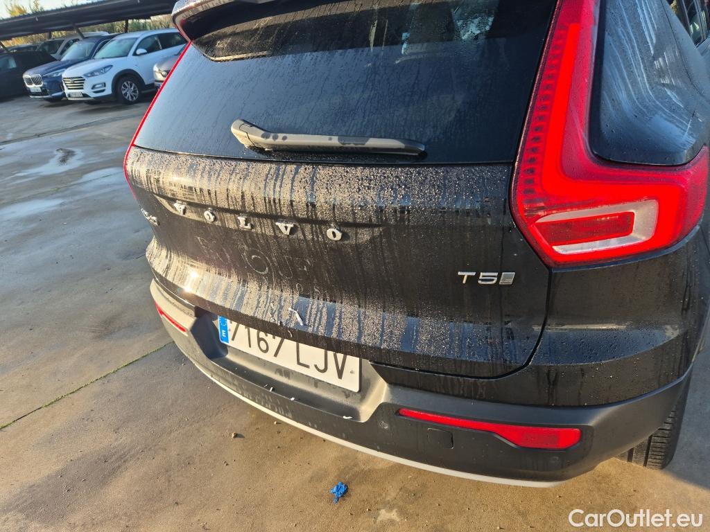  Volvo  XC 40 VOLVO XC40 / 2017 / 5P / todoterreno 1.5 T5 Twin Business Plus Auto #17