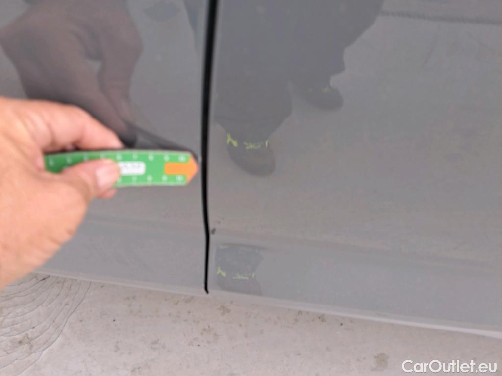  Audi  Q5 AUDI  / 2020 / 5P / todoterreno S line 40 TDI 150kW quattro-ultra #15