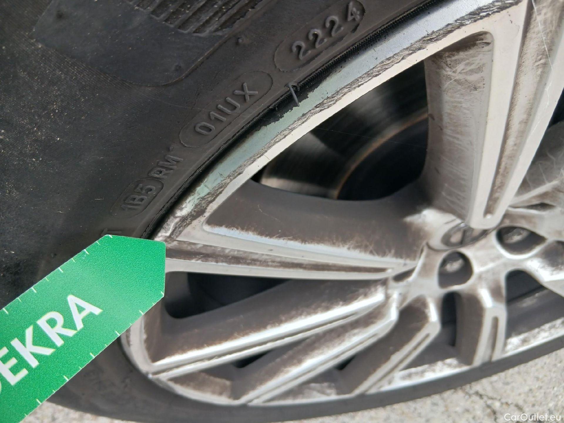  Volvo  XC90 VOLVO  / 2019 / 5P / todoterreno 2.0 D5 AWD Inscription Auto #9