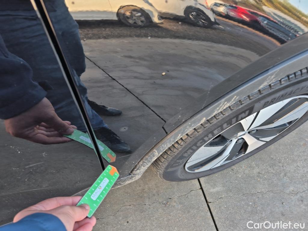  Volvo  XC 40 VOLVO XC40 / 2017 / 5P / todoterreno 1.5 T5 Twin Business Plus Auto #28