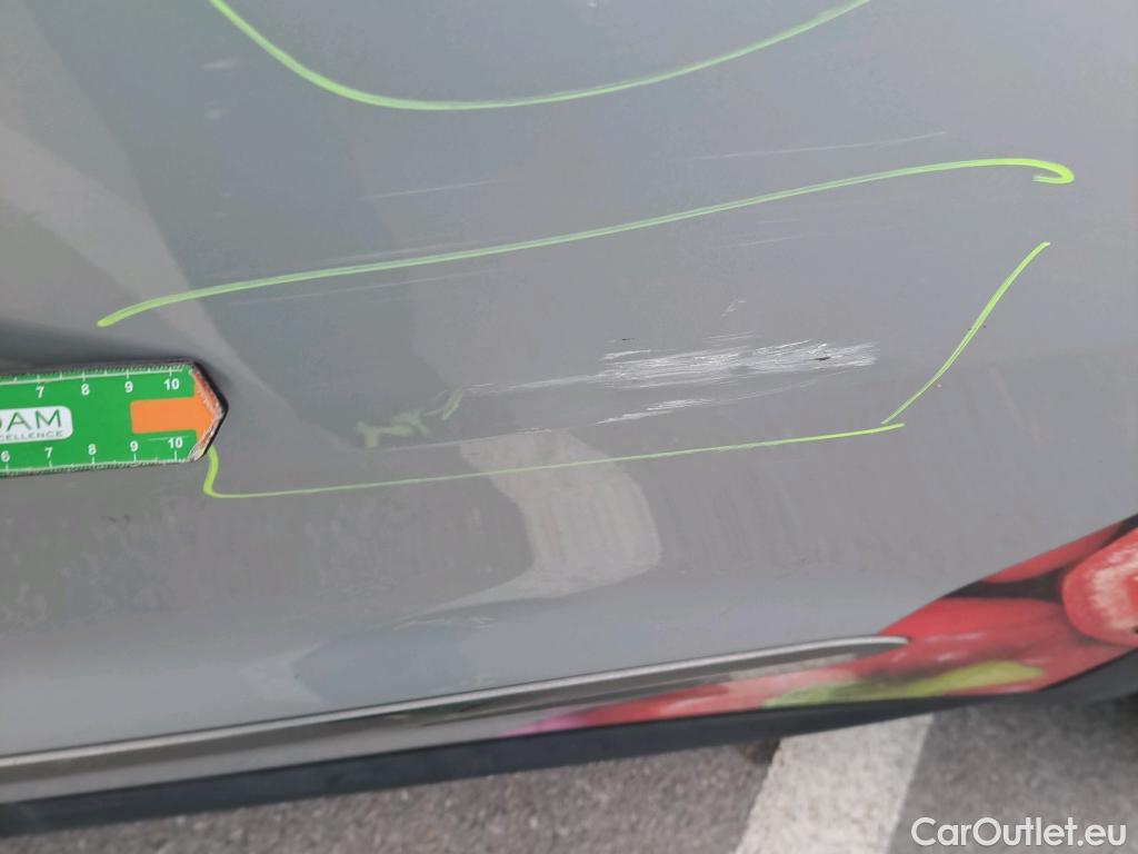  KIA  Niro KIA e- / 2016 / 5P / crossover e- 150kW Emotion (Long Range) #5