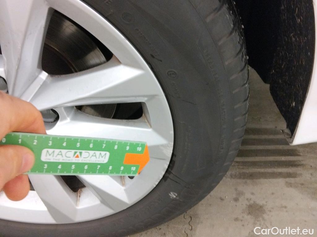  Audi  A3 AUDI  / 2020 / 4P / sedán Sedan 30 TFSI 81kW (110CV) S tronic #8