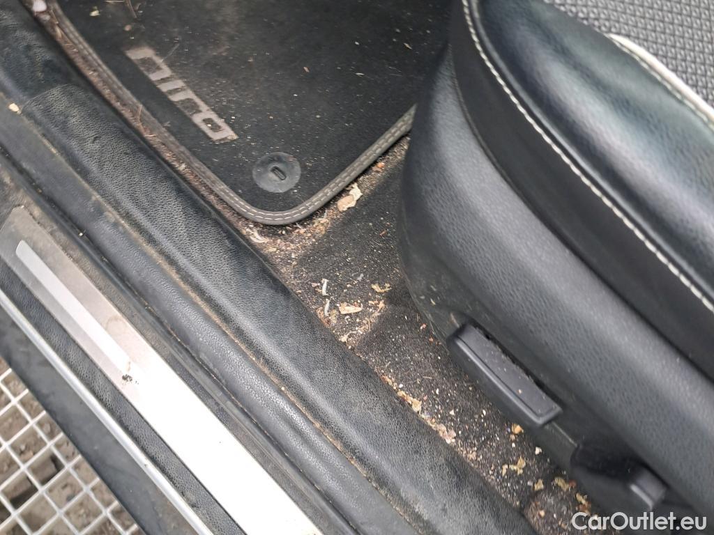  KIA  Niro KIA e- / 2016 / 5P / crossover e- 150kW Emotion (Long Range) #57