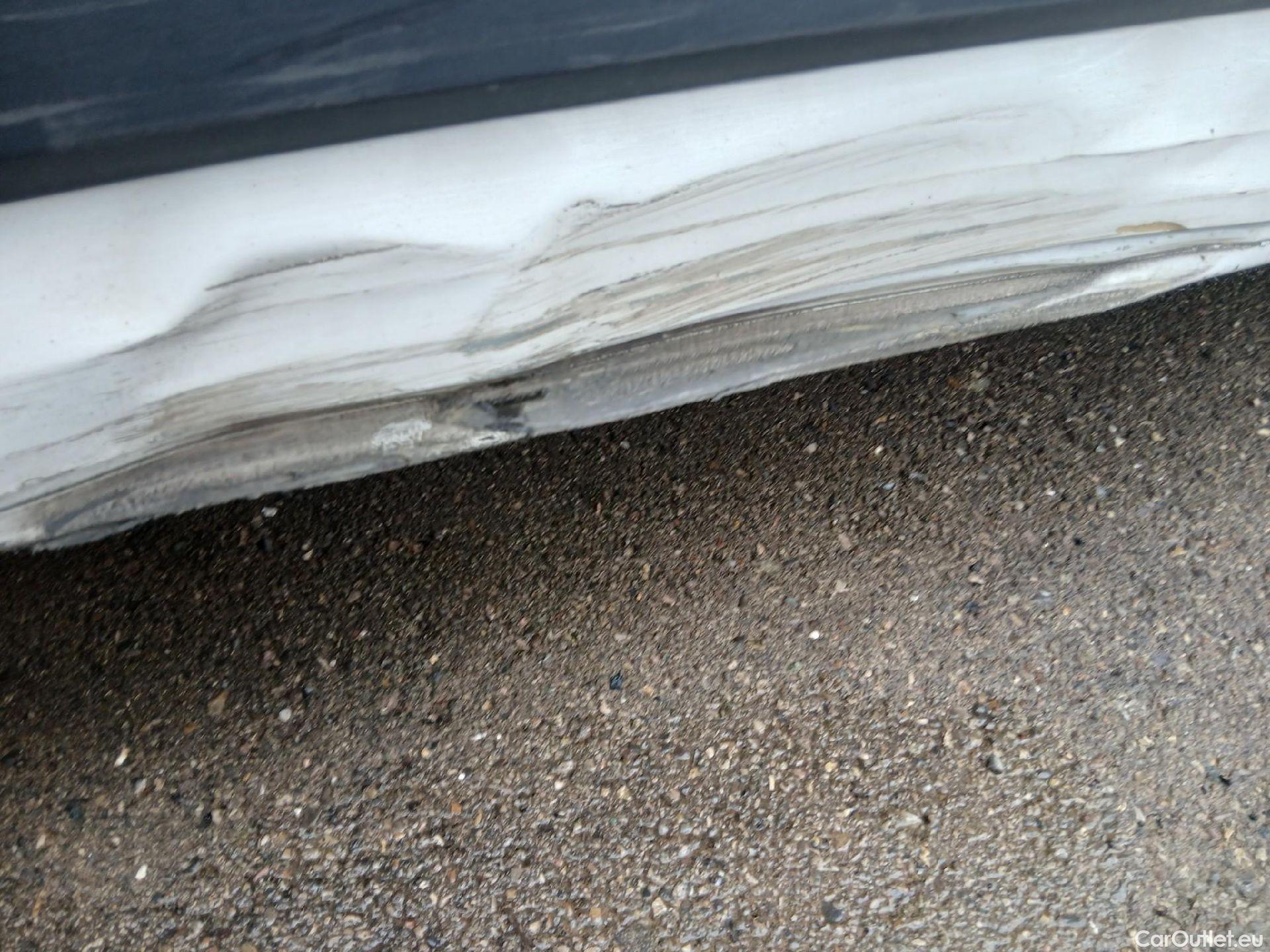  Volkswagen  Crafter VOLKSWAGEN  / 2017 / 4P / furgón 30 Furgón BM TN L3H2 2.0TDI 103kW(140CV) #49