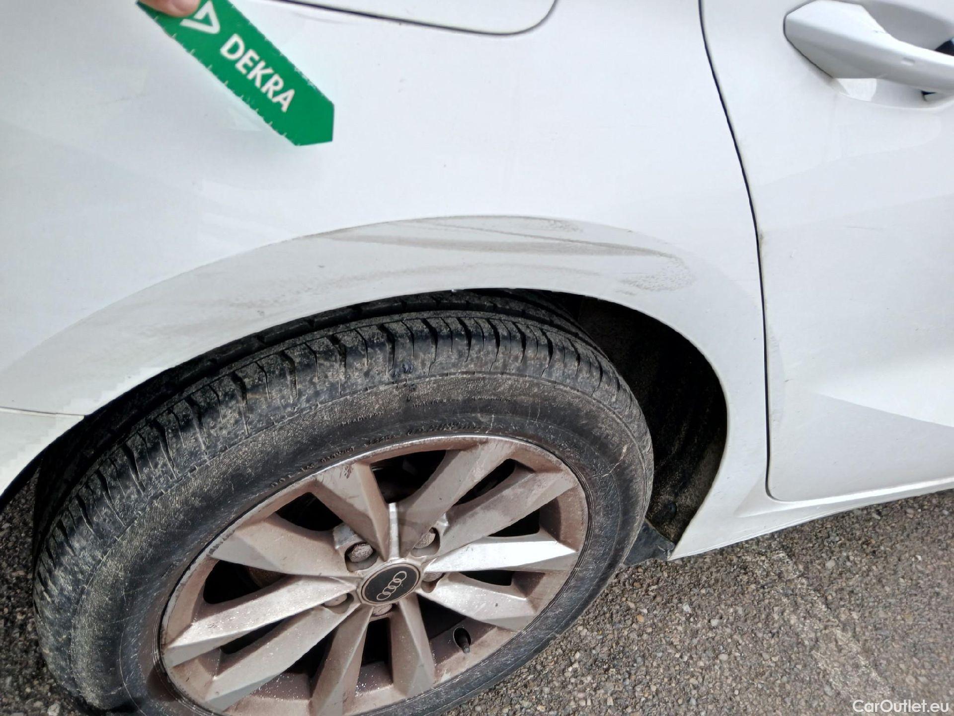  Audi  A3 AUDI  / 2020 / 5P / berlina con portón Sportback 30 TFSI 81kW (110CV) S tronic #37