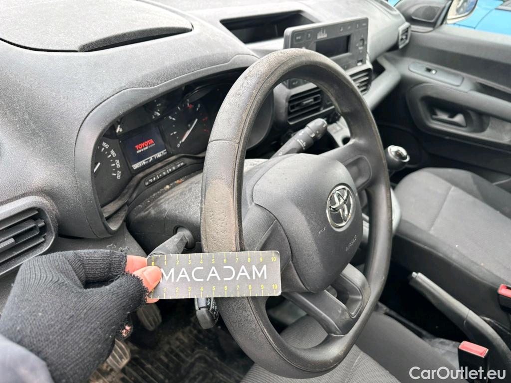  Toyota  Proace TOYOTA  City / 2020 / 4P / combi 1.5D 75kW (100CV) GX L1 (CX) #2