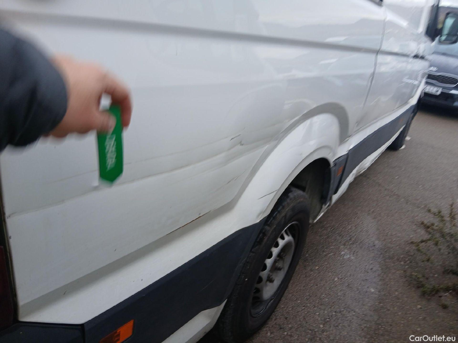  Volkswagen  Crafter VOLKSWAGEN  / 2017 / 4P / furgón 30 Furgón BM TN L3H2 2.0TDI 103kW(140CV) #41