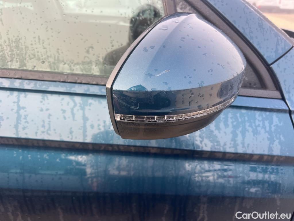  Volkswagen  Tiguan VOLKSWAGEN  / 2020 / 5P / todoterreno Life 1.4 TSI eHybrid 180kW (245CV) DSG #20