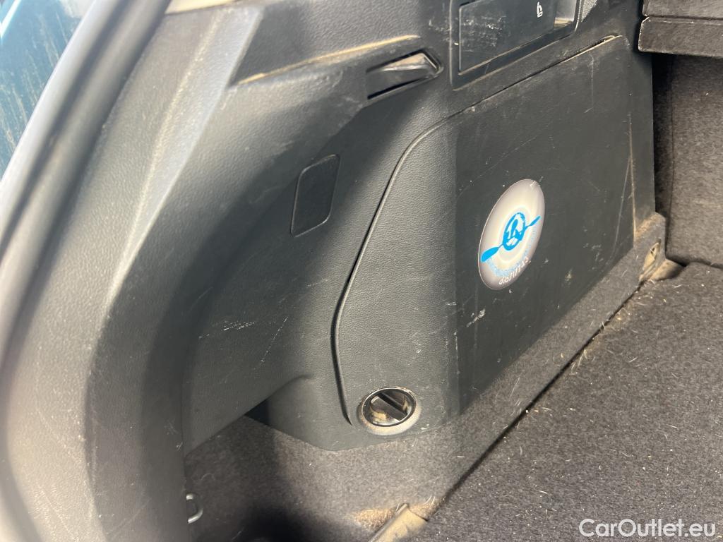  Volkswagen  Tiguan VOLKSWAGEN  / 2020 / 5P / todoterreno Life 1.4 TSI eHybrid 180kW (245CV) DSG #14