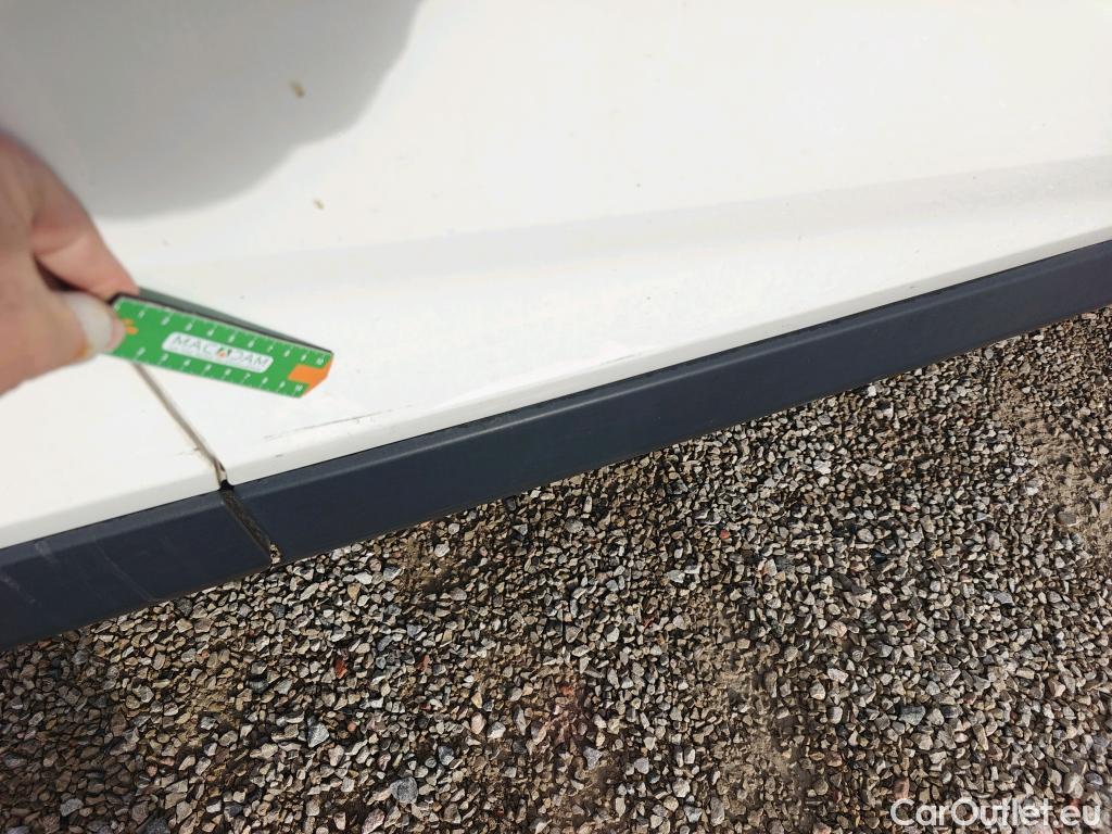  Toyota  RAV4 TOYOTA  / 2018 / 5P / todoterreno 2.5l 220H Advance #31