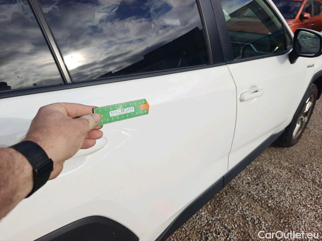  Toyota  RAV4 TOYOTA  / 2018 / 5P / todoterreno 2.5l 220H Advance #11