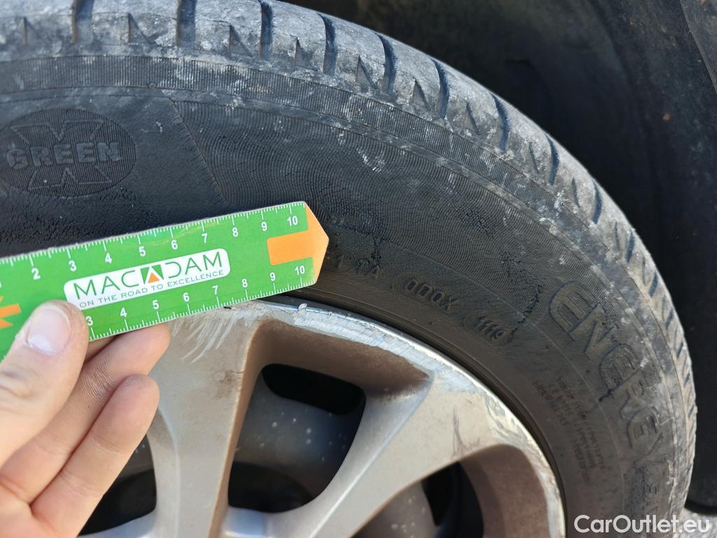  Citroen  C3 CITROEN  / 2016 / 5P / berlina con portón BlueHDi 73KW (100CV) S&S FEEL #35