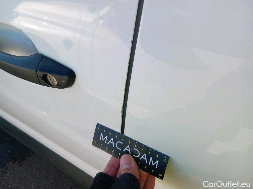  Toyota  Proace TOYOTA  City / 2020 / 4P / combi 1.5D 75kW (100CV) GX L1 #4