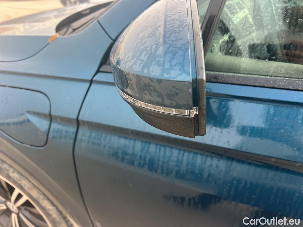  Volkswagen  Tiguan VOLKSWAGEN  / 2020 / 5P / todoterreno Life 1.4 TSI eHybrid 180kW (245CV) DSG #22