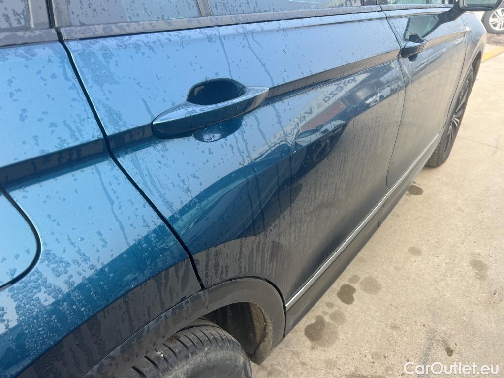  Volkswagen  Tiguan VOLKSWAGEN  / 2020 / 5P / todoterreno Life 1.4 TSI eHybrid 180kW (245CV) DSG #3