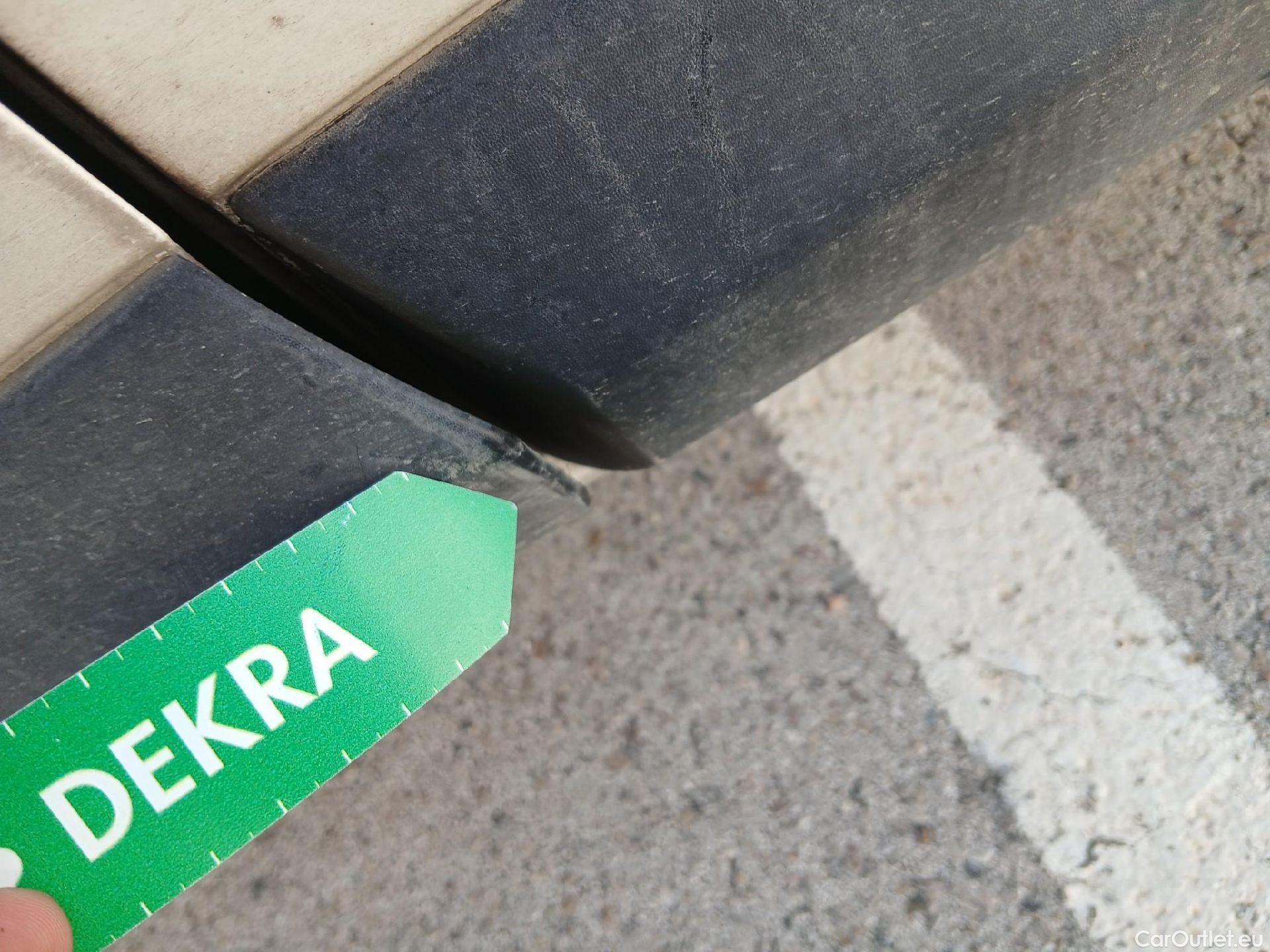  Opel  Vivaro OPEL  / 2019 / 4P / furgón 1.5 Diésel 88kW (120CV) M Std Select #17