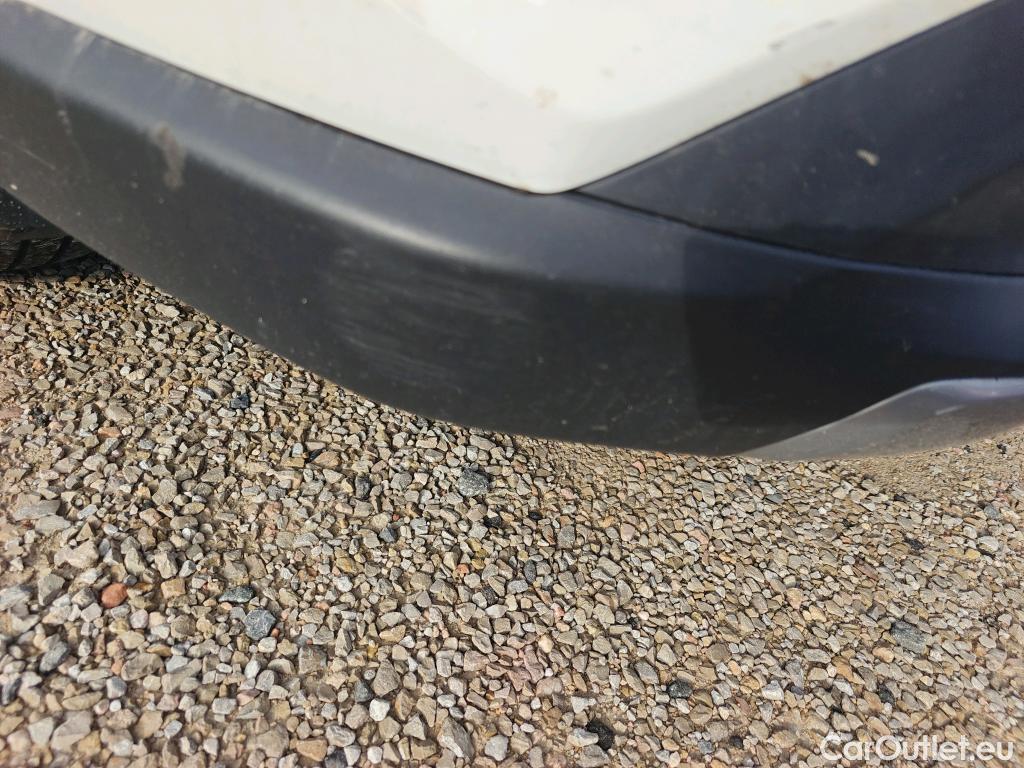  Toyota  RAV4 TOYOTA  / 2018 / 5P / todoterreno 2.5l 220H Advance #29