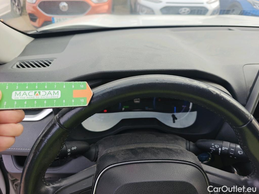  Toyota  RAV4 TOYOTA  / 2018 / 5P / todoterreno 2.5l 220H Advance #20