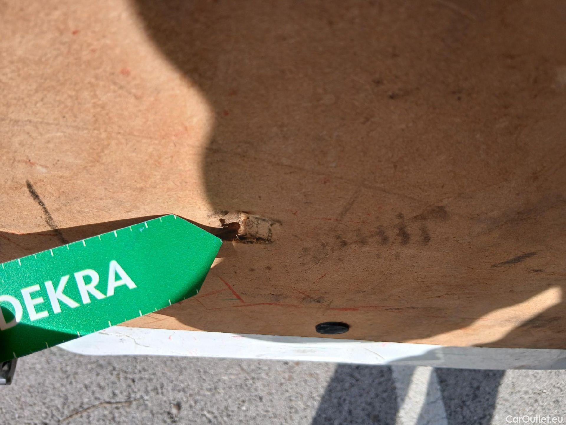  Opel  Vivaro OPEL  / 2019 / 4P / furgón 1.5 Diésel 88kW (120CV) M Std Select #4