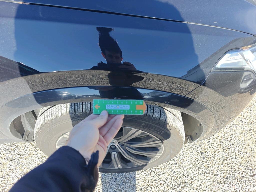  Volvo  XC90 VOLVO  / 2019 / 5P / todoterreno 2.0 B5 D AWD Plus Bright Auto #57