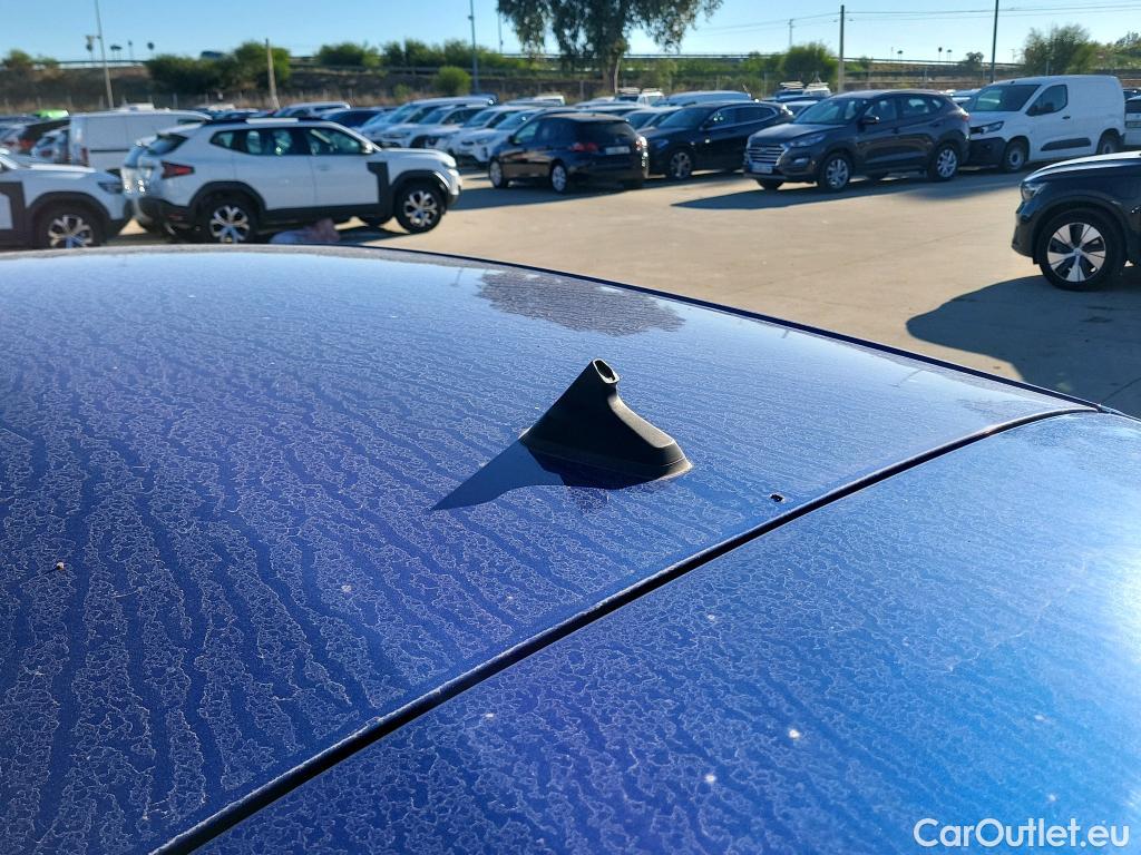  Renault  Captur RENAULT  / 2020 / 5P / todoterreno Intens TCe 90 #37