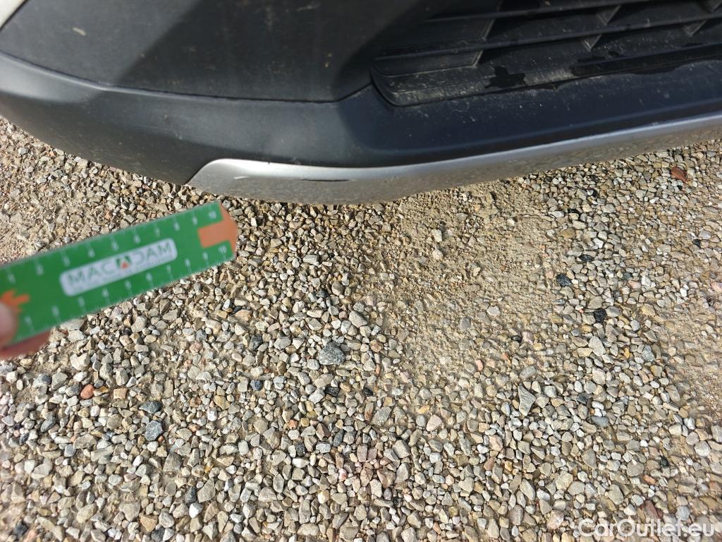  Toyota  RAV4 TOYOTA  / 2018 / 5P / todoterreno 2.5l 220H Advance #4