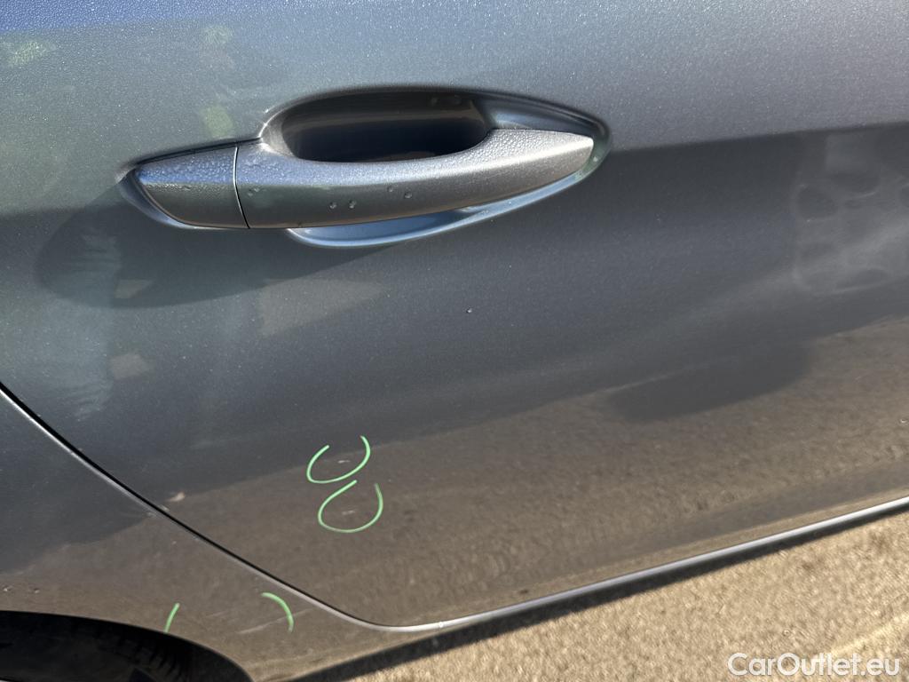  Peugeot  308 PEUGEOT  / 2017 / 5P / familiar SW Allure Pack BlueHDI 130 S&S EAT8 #14