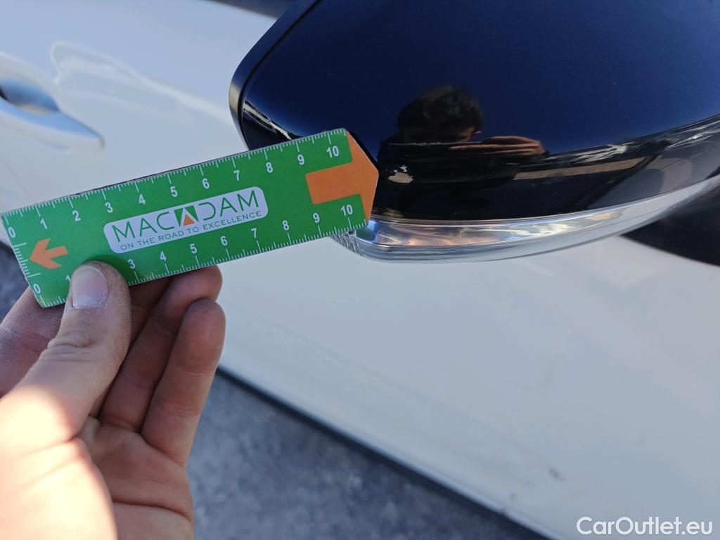  Citroen  C3 CITROEN  / 2016 / 5P / berlina con portón BlueHDi 73KW (100CV) S&S FEEL #62