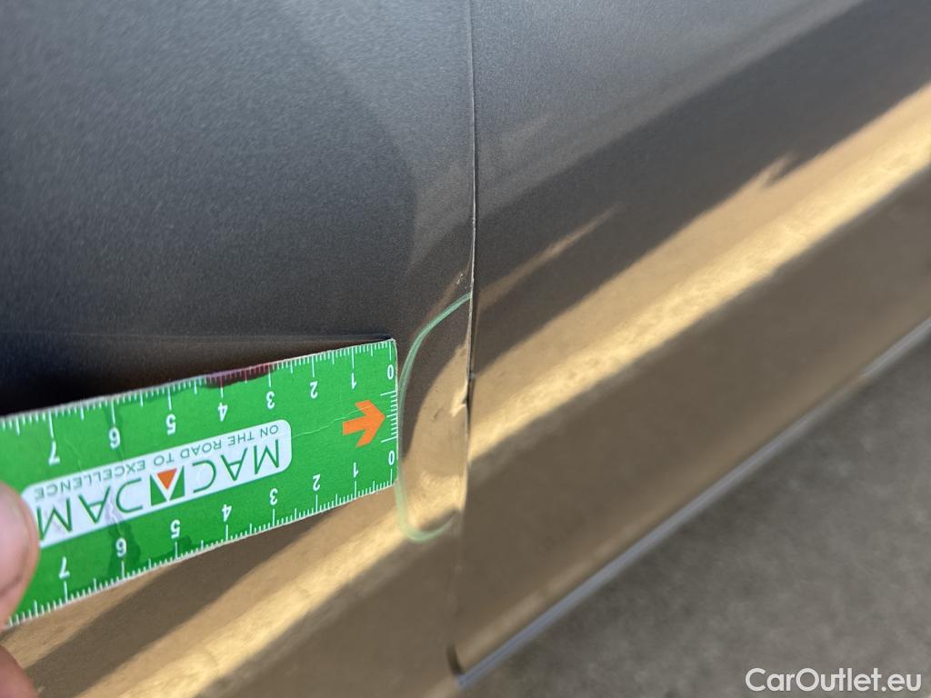  Peugeot  308 PEUGEOT  / 2017 / 5P / familiar SW Allure Pack BlueHDI 130 S&S EAT8 #8