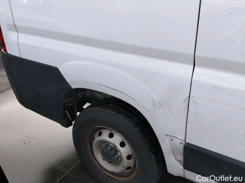  Fiat  Ducato FIAT  / 2014 / 4P / furgón 30 L1 H1 2.3 1 (88 kW) Euro 6d-temp #28