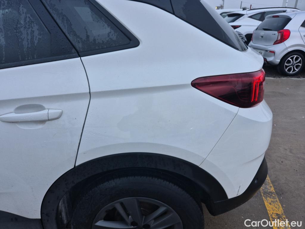  Opel   Grandland X OPEL Grandland / 2021 / 5P / todoterreno 1.5 CDTi Business Edition Auto #11