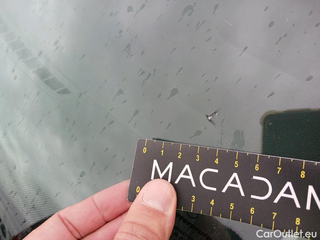  Skoda  Fabia SKODA  / 2018 / 5P / berlina con portón 1.0 TSI 81KW (110cv) Ambition Plus(SP) #2