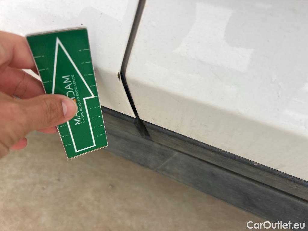  Hyundai  Tucson HYUNDAI  / 2018 / 5P / todoterreno 1.6 CRDI 85kW (116CV) 48V SLE 4X2(SP)(SL) #4