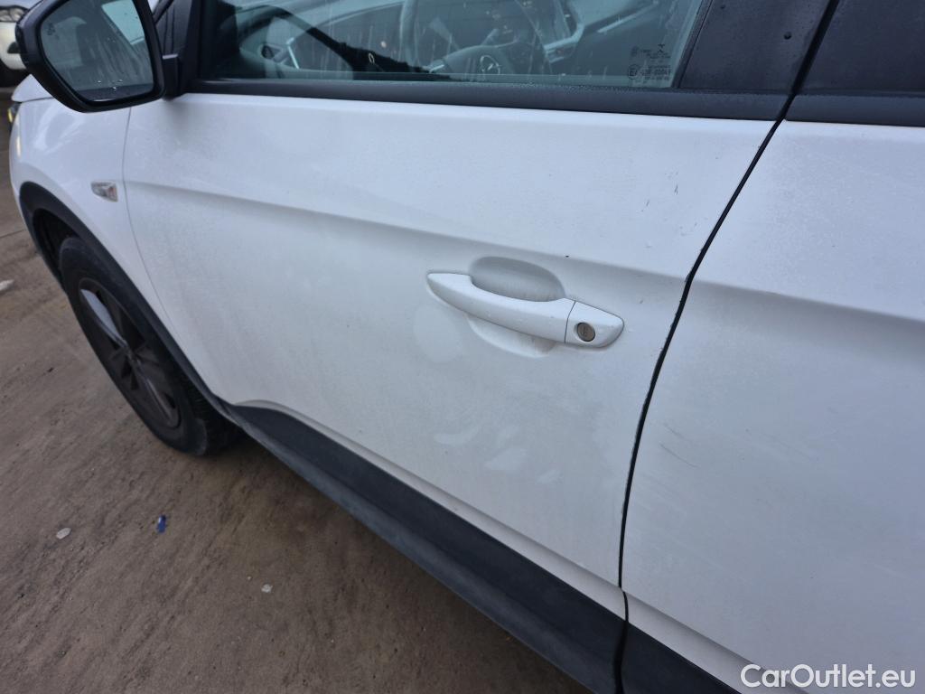  Opel   Grandland X OPEL Grandland / 2021 / 5P / todoterreno 1.5 CDTi Business Edition Auto #3