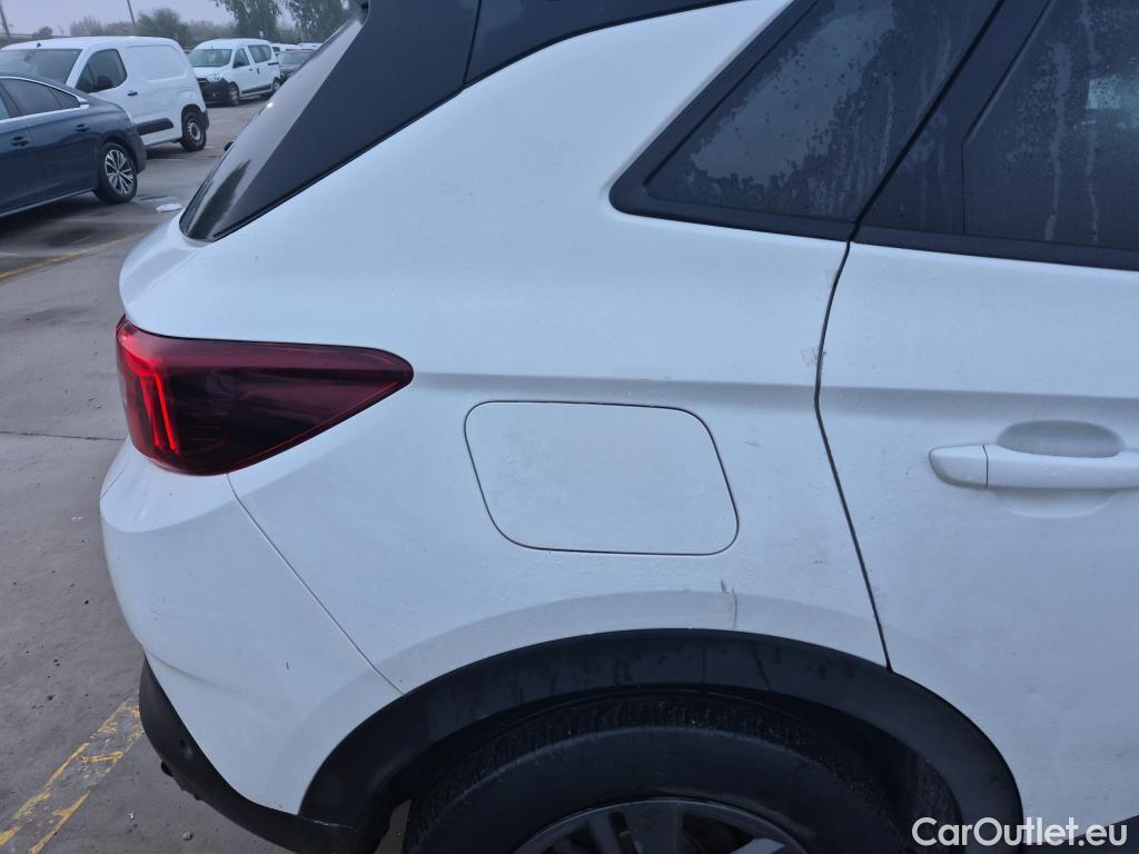  Opel   Grandland X OPEL Grandland / 2021 / 5P / todoterreno 1.5 CDTi Business Edition Auto #39