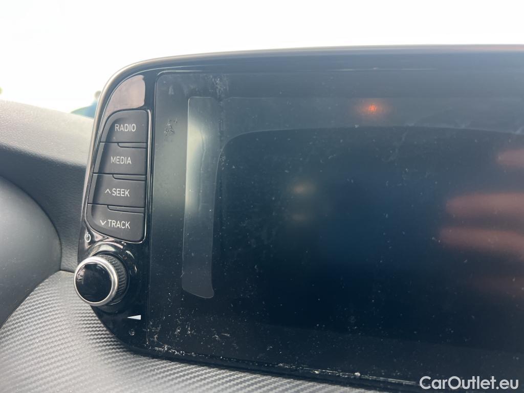  Hyundai  Tucson HYUNDAI  / 2018 / 5P / todoterreno 1.6 CRDI 85kW (116CV) 48V SLE 4X2(SP)(SL) #23