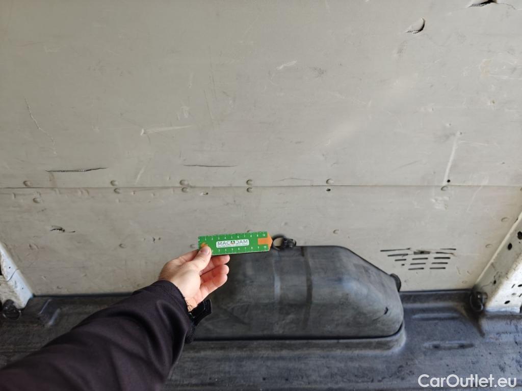  Ford  Transit FORD  / 2013 / 4P / furgón 350 96kW L3H2 Van Trend FWD MHEV #37