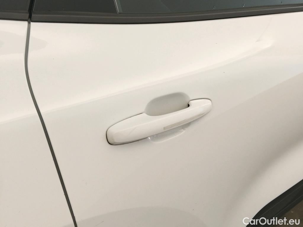  Ford  Kuga FORD  / 2019 / 5P / todoterreno Titanium 2.5 Duratec FHEV 140kW Auto #31